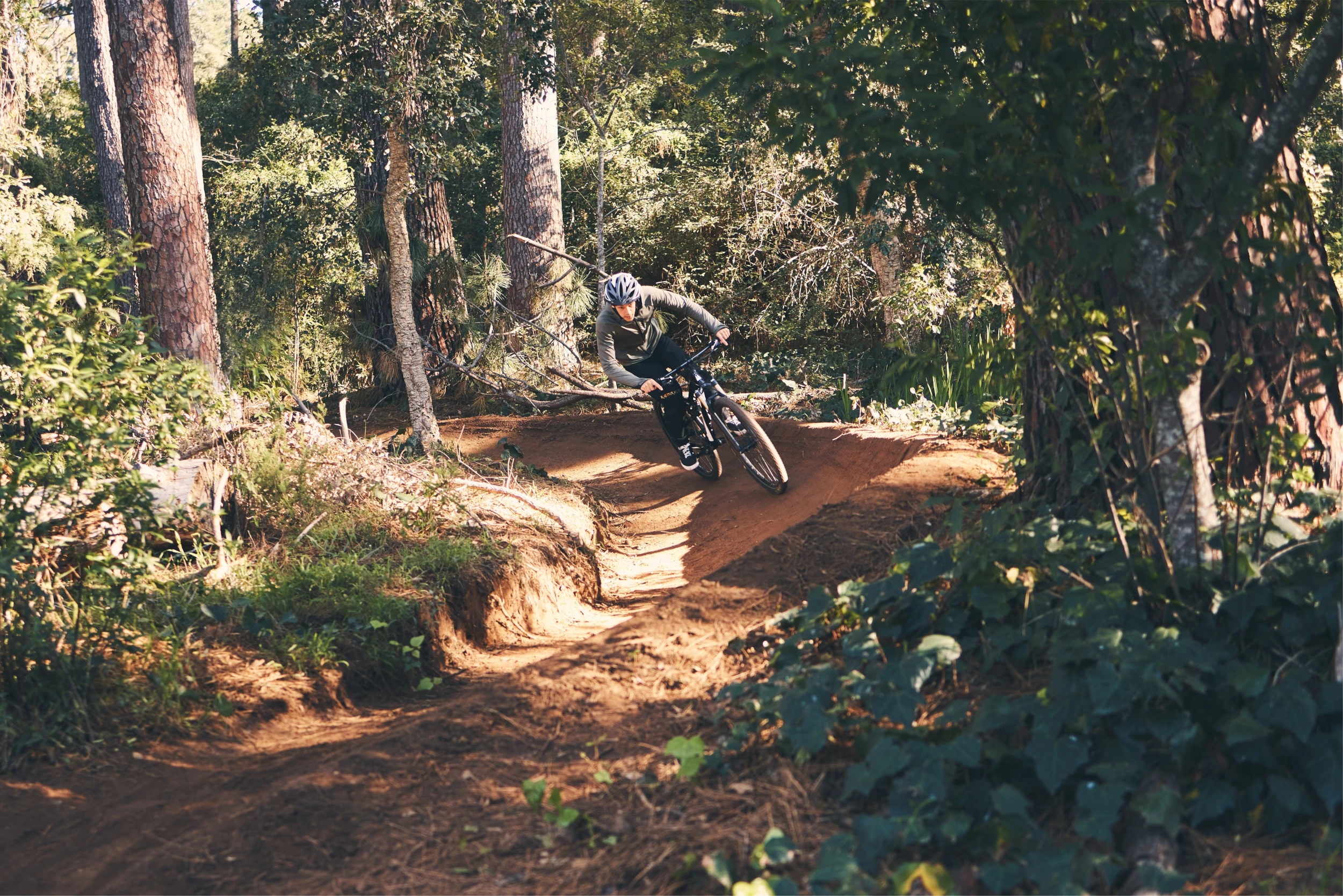 downhill-mountain-ramp